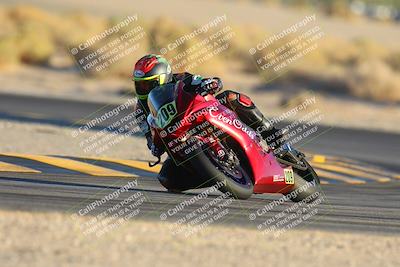 media/Nov-17-2024-CVMA (Sun) [[1fec520723]]/Race 17-Amateur Supersport Middleweight/